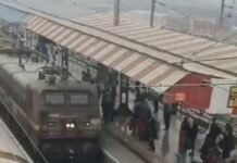त्योहारों पर यात्रियों के लिए स्पेशल ट्रेन, बस्ती होकर चलेगी:दिल्ली से बिहार तक के यात्रियों को मिलेगी सुविधा, नवंबर में 8-8 फेरे लगाएगी त्योहारों पर यात्रियों के लिए स्पेशल ट्रेन, बस्ती होकर चलेगी:दिल्ली से बिहार तक के यात्रियों को मिलेगी सुविधा, नवंबर में 8-8 फेरे लगाएगी