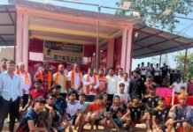 खुशहालगंज में कबड्डी प्रतियोगिता, खिलाड़ियों ने दिखाया दमखम:दुबौलिया ब्लॉक में हुई प्रतियोगिता, खिलाड़ियों ने पूरे जोश से लिया हिस्सा खुशहालगंज में कबड्डी प्रतियोगिता, खिलाड़ियों ने दिखाया दमखम:दुबौलिया ब्लॉक में हुई प्रतियोगिता, खिलाड़ियों ने पूरे जोश से लिया हिस्सा
