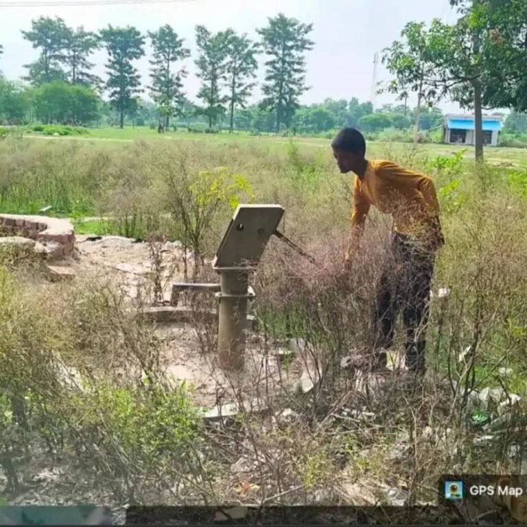 खैरीसमैसा पंचायत में हैंडपंप मरम्मत के नाम पर संदिग्ध भुगतान:47 हजार से ज्यादा के भुगतान पर उठे सवाल, ग्रामीणों ने जांच की मांग की