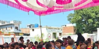 शोहरतगढ़ के गौरा बाजार में मातृ मेला लगा:बेटियों ने खेलकूद, सांस्कृतिक कार्यक्रमों में हिस्सा लिया; प्रदर्शनी भी लगी शोहरतगढ़ के गौरा बाजार में मातृ मेला लगा:बेटियों ने खेलकूद, सांस्कृतिक कार्यक्रमों में हिस्सा लिया; प्रदर्शनी भी लगी