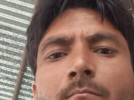 पुरैना चौराहे से बाइक चोरी:वाहन मालिक ने पुलिस से कार्रवाई की मांग की पुरैना चौराहे से बाइक चोरी:वाहन मालिक ने पुलिस से कार्रवाई की मांग की