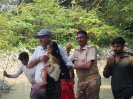 गंडक का डिस्चार्ज घटकर 1.19 लाख क्यूसेक:महराजगंज में बाढ़ प्रभावित गांवों को मिली राहत