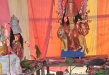 खेसरहा में नवरात्र के पहले दिन निकली कलश यात्रा:बंजरहा बुजुर्ग, सकारपार, टीकुर और मरवटिया बाजार समेत कई इलाकों में गूंजे मां दुर्गा के जयकारे खेसरहा में नवरात्र के पहले दिन निकली कलश यात्रा:बंजरहा बुजुर्ग, सकारपार, टीकुर और मरवटिया बाजार समेत कई इलाकों में गूंजे मां दुर्गा के जयकारे