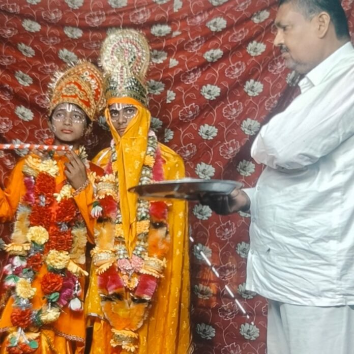 बलरामपुर के सोनार में रामलीला का पांचवां दिन:मंच के पीछे कलाकारों में दिखा उत्साह, दर्शक भी बढ़ रहे