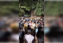 देर रात DU पहुंचीं सीएम रेखा, टूटा फुटपाथ और जगह-जगह कचरा मिला