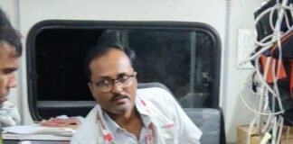 श्रावस्ती में बाइक अनियंत्रित होकर पलटी, युवक गंभीर घायल:पैर, हाथ और सिर में चोटें आईं; भिनगा से बहराइच मेडिकल कॉलेज रेफर श्रावस्ती में बाइक अनियंत्रित होकर पलटी, युवक गंभीर घायल:पैर, हाथ और सिर में चोटें आईं; भिनगा से बहराइच मेडिकल कॉलेज रेफर