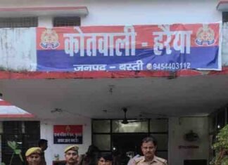 हरैया पुलिस ने चांदी के बिछिया चोर को पकड़ा:आसरा आवास कॉलोनी के पास से हुई गिरफ्तारी, चोरी की बिछिया भी बरामद