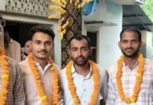 नांदेकुआं के पांच दोस्त बने यूपी पुलिस कांस्टेबल:बचपन के दोस्त, एक साथ की थी तैयारी; कुछ का दिल्ली पुलिस और लेखपाल में भी चयन नांदेकुआं के पांच दोस्त बने यूपी पुलिस कांस्टेबल:बचपन के दोस्त, एक साथ की थी तैयारी; कुछ का दिल्ली पुलिस और लेखपाल में भी चयन