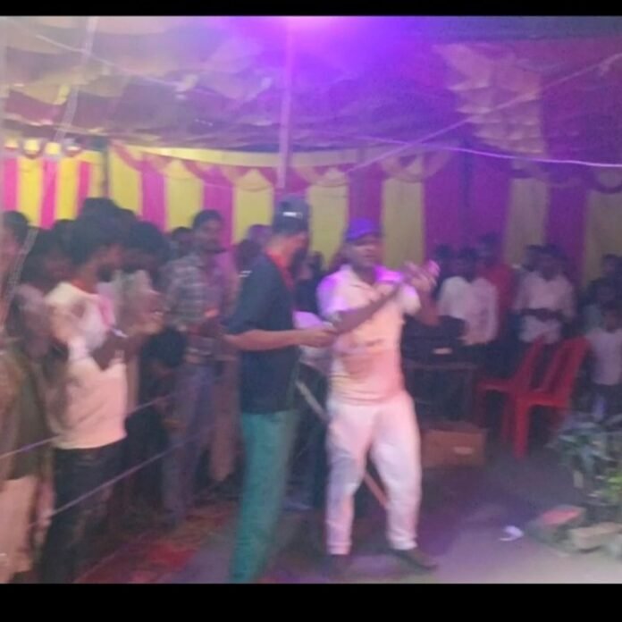 बहराइच के जरूली में नवरात्र पर भक्तिमय माहौल:दौलतपुर, मोतीपुर, बलहा और मिहींपुरवा में श्रद्धालु मां दुर्गा और शिव की आराधना में लीन