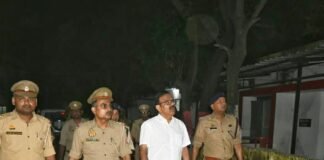 वाल्टरगंज थाने का एसपी ओमवीर सिंह ने किया औचक निरीक्षण:एसपी को देख पुलिसकर्मियों में हड़कंप, व्यवस्थाएं परखीं और निर्देश दिए वाल्टरगंज थाने का एसपी ओमवीर सिंह ने किया औचक निरीक्षण:एसपी को देख पुलिसकर्मियों में हड़कंप, व्यवस्थाएं परखीं और निर्देश दिए