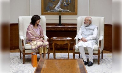 पीएम मोदी से मिलीं अकी आबे, हुईं भावुक
