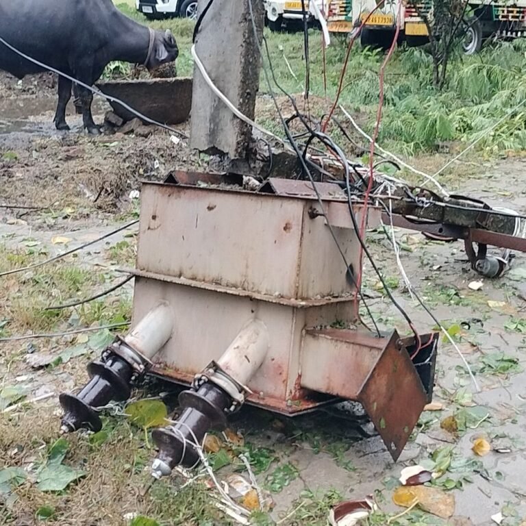 श्रावस्ती के दर्जनों गांवों में बिजली ठप:कई दिनों से लोग परेशान, जेई बोले- जल्द ठीक होगी सप्लाई