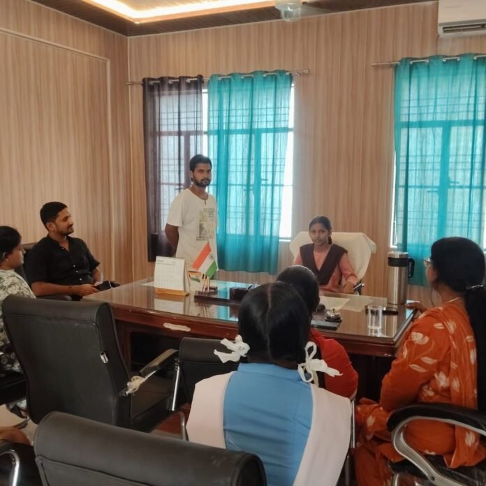 जमुनहा में मिशन शक्ति: छात्राओं ने संभाली एक दिन की:प्रधान से लेकर थानाध्यक्ष तक बनीं बालिकाएं, आत्मविश्वास जगाने की पहल