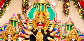 कमचियारा में मां दुर्गा जी की प्रतिमा स्थापित:श्री नवरात्र दुर्गा पूजा समिति ने भव्य पंडाल सजाया, भक्तिमय माहौल कमचियारा में मां दुर्गा जी की प्रतिमा स्थापित:श्री नवरात्र दुर्गा पूजा समिति ने भव्य पंडाल सजाया, भक्तिमय माहौल