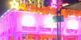 खड़सरी में नवरात्रि पर भक्तों की उमड़ी भीड़:मां दुर्गा के पंडालों में जयकारे लगे, पांचवें दिन भी उत्साह बरकरार खड़सरी में नवरात्रि पर भक्तों की उमड़ी भीड़:मां दुर्गा के पंडालों में जयकारे लगे, पांचवें दिन भी उत्साह बरकरार