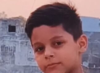 नदी में डूबे मासूम का तीसरे दिन नहीं लगा पता:स्थानीय लोगों ने रेस्क्यू ऑपरेशन में लापरवाही का आरोप लगाया, SDRF टीम रविवार को नहीं पहुंची नदी में डूबे मासूम का तीसरे दिन नहीं लगा पता:स्थानीय लोगों ने रेस्क्यू ऑपरेशन में लापरवाही का आरोप लगाया, SDRF टीम रविवार को नहीं पहुंची