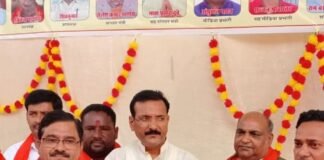 इटवा में पूर्व मंत्री सतीश द्विवेदी शिक्षक संगोष्ठी में शामिल:राष्ट्रीय शैक्षिक महासंघ ने किया आयोजन, शिक्षकों को किया सम्मानित इटवा में पूर्व मंत्री सतीश द्विवेदी शिक्षक संगोष्ठी में शामिल:राष्ट्रीय शैक्षिक महासंघ ने किया आयोजन, शिक्षकों को किया सम्मानित