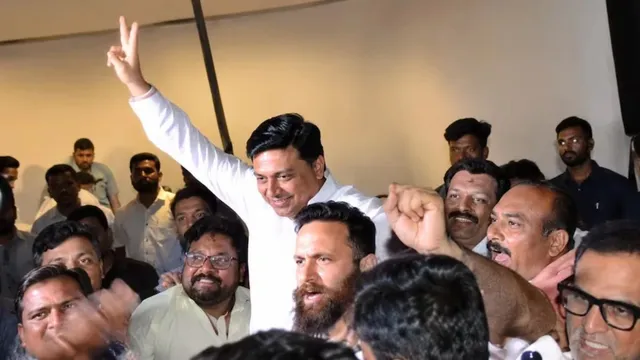एमएलसी चुनाव में खुला कांग्रेस का खाता, RSS के गढ़ नागपुर में बीजेपी उम्मीदवार को हराया