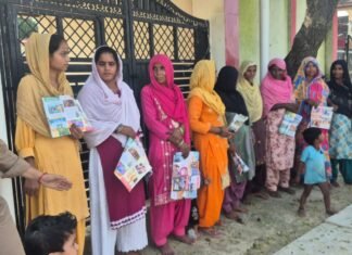 मिशन शक्ति फेज–5: श्रावस्ती पुलिस ने महिलाओं एवं बालिकाओं को सुरक्षा, अधिकारों और साइबर अपराध से बचाव के प्रति किया जागरूक*