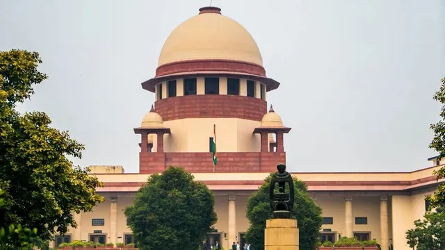 ‘चुनाव आयोग फॉर्म 6, 7 और 8 में बदलाव नहीं कर सकता’; दिल्ली SIR सुनवाई के दौरान सुप्रीम कोर्ट की टिप्पणी