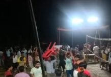 बाराबंकी ने मुखिया फार्म को हराकर CPL वॉलीबॉल टूर्नामेंट जीता:चफरिया में आयोजित डे-नाइट टूर्नामेंट 2026 का खिताब अपने नाम किया