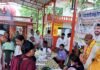 नगर बाजार दुर्गा मंदिर में लगा निःशुल्क स्वास्थ्य शिविर:मरीजों को जांच के बाद मुफ्त दवाएं बांटी गईं, हॉस्पिटल की टीम ने दी सेवा नगर बाजार दुर्गा मंदिर में लगा निःशुल्क स्वास्थ्य शिविर:मरीजों को जांच के बाद मुफ्त दवाएं बांटी गईं, हॉस्पिटल की टीम ने दी सेवा