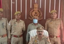 बहराइच में बच्ची से दुष्कर्म के आरोपी बुजुर्ग गिरफ्तार:अपहरण और दुष्कर्म के मामले में दर्ज है मुकदमा, पुलिस ने कोर्ट में पेश किया