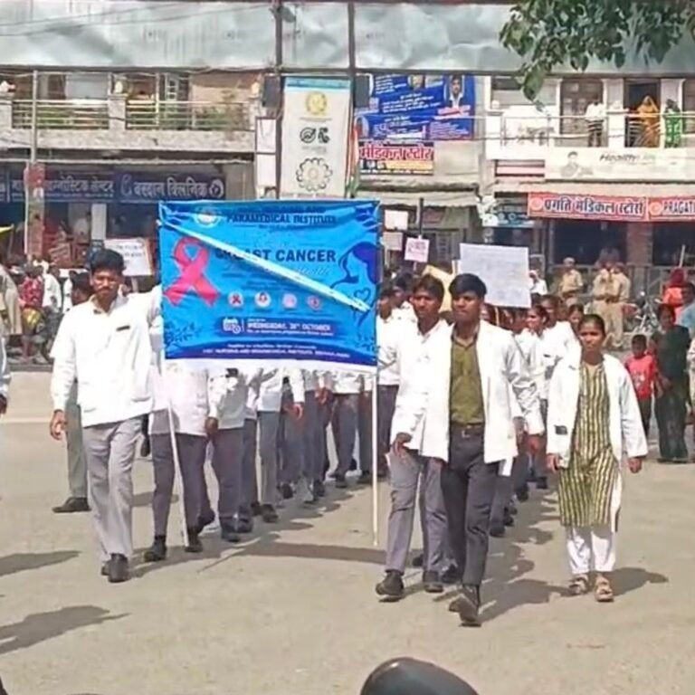 KMC मेडिकल कॉलेज के छात्रों ने निकाली कैंसर जागरूकता रैली:लक्षण दिखने पर तुरंत जांच और इलाज कराने की अपील की
