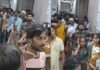 यूपी:आधार बनवाने जा रहे हैं तो सावधान! मुफ्त काम के भी वसूल रहे रुपये, केंद्र प्रबंधन ने पुलिस से की शिकायत – Fraud Alleged Outside Agra Aadhaar Centre, Free Appointments Sold For Up To ₹300 यूपी:आधार बनवाने जा रहे हैं तो सावधान! मुफ्त काम के भी वसूल रहे रुपये, केंद्र प्रबंधन ने पुलिस से की शिकायत - Fraud Alleged Outside Agra Aadhaar Centre, Free Appointments Sold For Up To ₹300