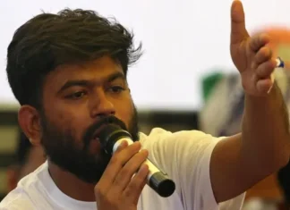 ‘ऐसा कोई बॉन्ड साइन नहीं किया’, रिहाई के बाद अभिजीत दीपके ने फिर भरी आंदोलन की हुंकार 'ऐसा कोई बॉन्ड साइन नहीं किया', रिहाई के बाद अभिजीत दीपके ने फिर भरी आंदोलन की हुंकार
