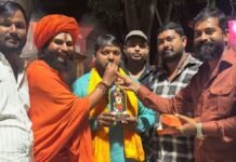प्रभु दयाल वर्मा बने भाजपा अनुसूचित मोर्चा के जिलाध्यक्ष:पैडा वाले बाबा ने दी बधाई, कार्यकर्ताओं ने बांटी मिठाइयां प्रभु दयाल वर्मा बने भाजपा अनुसूचित मोर्चा के जिलाध्यक्ष:पैडा वाले बाबा ने दी बधाई, कार्यकर्ताओं ने बांटी मिठाइयां