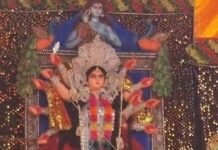 जमुनहा में शारदीय नवरात्रि पर सजा माता रानी का दरबार:स्कूल प्रांगण में मेहुल नाग ने भेंट की पहली चुनरी, विधि-विधान से हुई कलश स्थापना जमुनहा में शारदीय नवरात्रि पर सजा माता रानी का दरबार:स्कूल प्रांगण में मेहुल नाग ने भेंट की पहली चुनरी, विधि-विधान से हुई कलश स्थापना