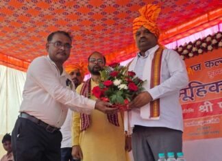 बलरामपुर में मुख्यमंत्री सामूहिक विवाह योजना के तहत शादियां:विधायक ने नवविवाहित जोड़ों को दिया आशीर्वाद, जरूरतमंद परिवारों को मिली मदद बलरामपुर में मुख्यमंत्री सामूहिक विवाह योजना के तहत शादियां:विधायक ने नवविवाहित जोड़ों को दिया आशीर्वाद, जरूरतमंद परिवारों को मिली मदद
