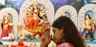 दुर्गा पूजा पर सरकारी दफ्तर 3 दिन बंद, वीकेंड से 5 दिन अवकाश