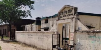 बलरामपुर में दो कच्चे रास्तों को पक्का कराने की मांग:श्रीदत्तगंज के पुरैना वाजिद गांव में 1.2 किलोमीटर सड़क के डामरीकरण की मांग बलरामपुर में दो कच्चे रास्तों को पक्का कराने की मांग:श्रीदत्तगंज के पुरैना वाजिद गांव में 1.2 किलोमीटर सड़क के डामरीकरण की मांग