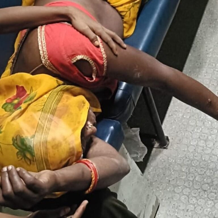 बाइक खड़ी करने के विवाद में मारपीट:सात लोग घायल, चार मेडिकल कॉलेज रेफर, एक पक्ष पर केस दर्ज
