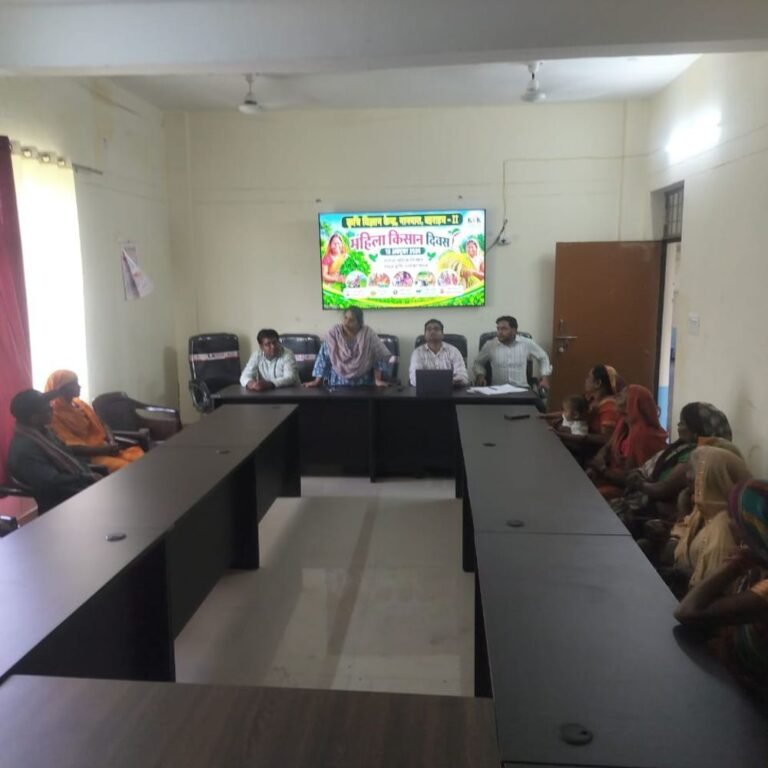 बहराइच में राष्ट्रीय महिला किसान दिवस का आयोजन:नानपारा में किसान दिवस पर जागरूकता कार्यक्रम आयोजित