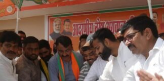 जमुनहा में व्यापारी संगठन की बैठक में योजनाओं पर मंथन:व्यापार को बढ़ावा देने और स्थानीय समस्याओं पर हुई चर्चा, प्रमुख पदाधिकारी रहे मौजूद