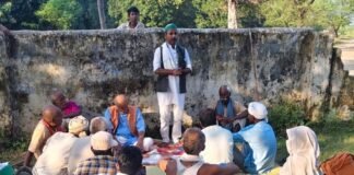 श्रावस्ती के मध्यनगरा में भाकियू की किसान चौपाल:दो दर्जन से ज्यादा किसानों ने ली सदस्यता, फसल नुकसान पर चर्चा