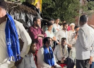 बसपा प्रत्याशी ने बूथ पर चलाया सदस्यता अभियान:रुधौली विधानसभा में कार्यकर्ताओं से पार्टी मजबूत करने की अपील बसपा प्रत्याशी ने बूथ पर चलाया सदस्यता अभियान:रुधौली विधानसभा में कार्यकर्ताओं से पार्टी मजबूत करने की अपील