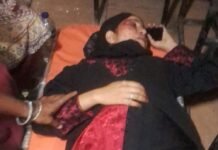 श्रावस्ती में मकान कब्जे को लेकर महिला पर हमला:एंबुलेंस कर्मियों की सूझबूझ से बची जान, 6 लोगों पर केस दर्ज श्रावस्ती में मकान कब्जे को लेकर महिला पर हमला:एंबुलेंस कर्मियों की सूझबूझ से बची जान, 6 लोगों पर केस दर्ज