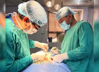 प्रयागराज :एसआरएन अस्पताल में सफलतापूर्वक की गई स्पाइन सर्जरी, सर्जरी के अगले दिन ही चलने लगा मरीज – Successful Spine Surgery Performed At Srn Hospital; Patient Began Walking The Very Next Day. प्रयागराज :एसआरएन अस्पताल में सफलतापूर्वक की गई स्पाइन सर्जरी, सर्जरी के अगले दिन ही चलने लगा मरीज - Successful Spine Surgery Performed At Srn Hospital; Patient Began Walking The Very Next Day.
