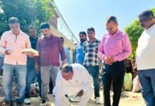 सिसवा में विकास कार्यों को मिली गति:सुभाष नगर में RCC रोड और नाली निर्माण का शुभारंभ, दुर्गा प्रतिमा व लक्ष्मी-गणेश विसर्जन जुलूस का रास्ता होगा सुगम सिसवा में विकास कार्यों को मिली गति:सुभाष नगर में RCC रोड और नाली निर्माण का शुभारंभ, दुर्गा प्रतिमा व लक्ष्मी-गणेश विसर्जन जुलूस का रास्ता होगा सुगम