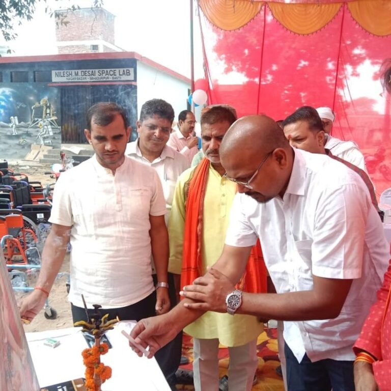 180 दिव्यांग बच्चों को 280 उपकरण मिले:बहादुरपुर बीआरसी परिसर में समग्र शिक्षा के तहत बांटे गए ट्राईसाइकिल, व्हीलचेयर और अन्य सहायक उपकरण
