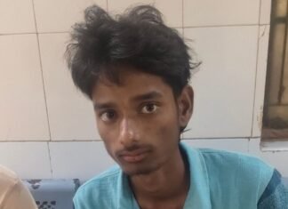पेशाब करने गए युवक को सांप ने काटा:मिहींपुरवा के पाठकपुरवा में हुई घटना, सामुदायिक स्वास्थ्य केंद्र मोतीपुर में भर्ती पेशाब करने गए युवक को सांप ने काटा:मिहींपुरवा के पाठकपुरवा में हुई घटना, सामुदायिक स्वास्थ्य केंद्र मोतीपुर में भर्ती