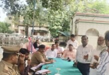 सोनहा थाने पर समाधान दिवस में 5 शिकायतें आईं:2 का मौके पर निस्तारण, एसडीएम और सीओ की अध्यक्षता में हुआ आयोजन सोनहा थाने पर समाधान दिवस में 5 शिकायतें आईं:2 का मौके पर निस्तारण, एसडीएम और सीओ की अध्यक्षता में हुआ आयोजन