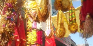 श्रावस्ती में शारदीय नवरात्रि शुरू, मां शैलपुत्री की पूजा:सेजिया क्षेत्र में भक्तिमय माहौल, पंडाल सजने लगे; 9 दिन तक होगी मां दुर्गा की आराधना श्रावस्ती में शारदीय नवरात्रि शुरू, मां शैलपुत्री की पूजा:सेजिया क्षेत्र में भक्तिमय माहौल, पंडाल सजने लगे; 9 दिन तक होगी मां दुर्गा की आराधना