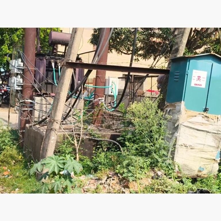 नौतनवा में आज 3 घंटे बिजली सप्लाई ठप रहेगी:सड़क चौड़ीकरण के लिए बाबू पैसिया के पास पोल शिफ्ट होंगे, सोनौली समेत कई फीडर प्रभावित।