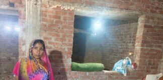 गौर के 3 गांवों में एक रात में चोरी:उकरहा, रानीपुर बाबू और किशुनपुर गांव में वारदात, पुलिस जांच में जुटी गौर के 3 गांवों में एक रात में चोरी:उकरहा, रानीपुर बाबू और किशुनपुर गांव में वारदात, पुलिस जांच में जुटी