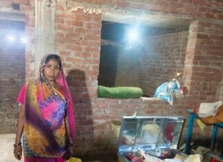 गौर के 3 गांवों में एक रात में चोरी:उकरहा, रानीपुर बाबू और किशुनपुर गांव में वारदात, पुलिस जांच में जुटी गौर के 3 गांवों में एक रात में चोरी:उकरहा, रानीपुर बाबू और किशुनपुर गांव में वारदात, पुलिस जांच में जुटी